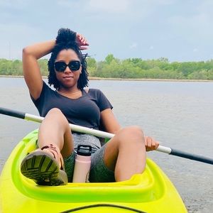 Meet your Posher, Candace